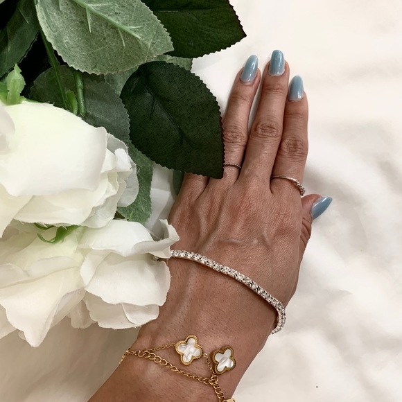 Brand new shiny elastic band bracelet or anklet - Picture 11 of 12